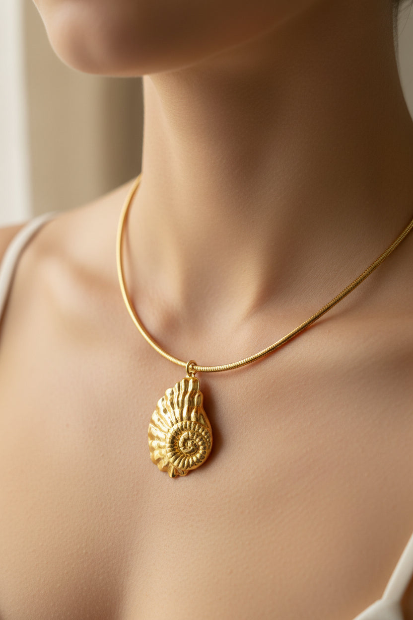 Shell necklace